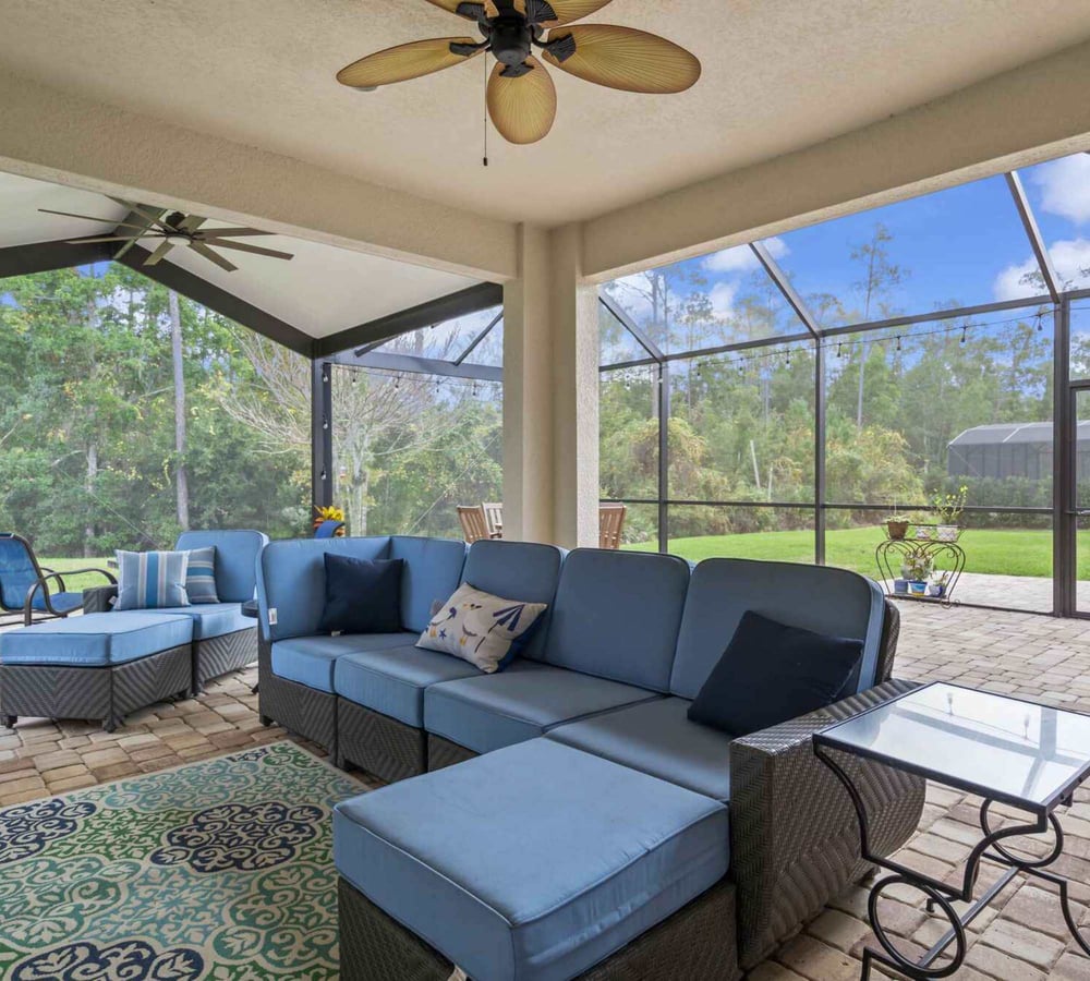 Enclosed screen room in Jacksonville by Impact Enclosures - Screen repair services
