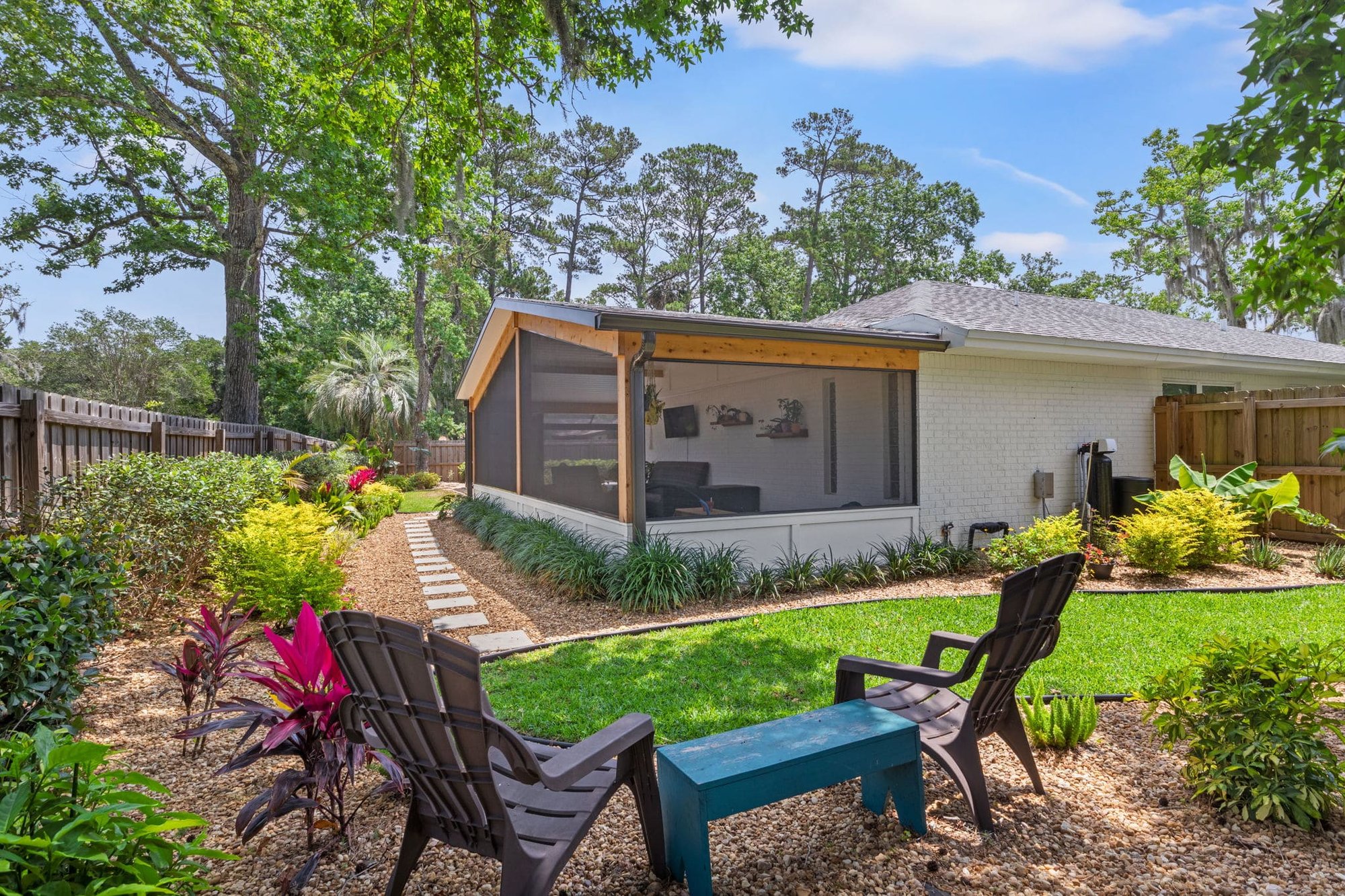 Screen Porch Built Off House in Jacksonville