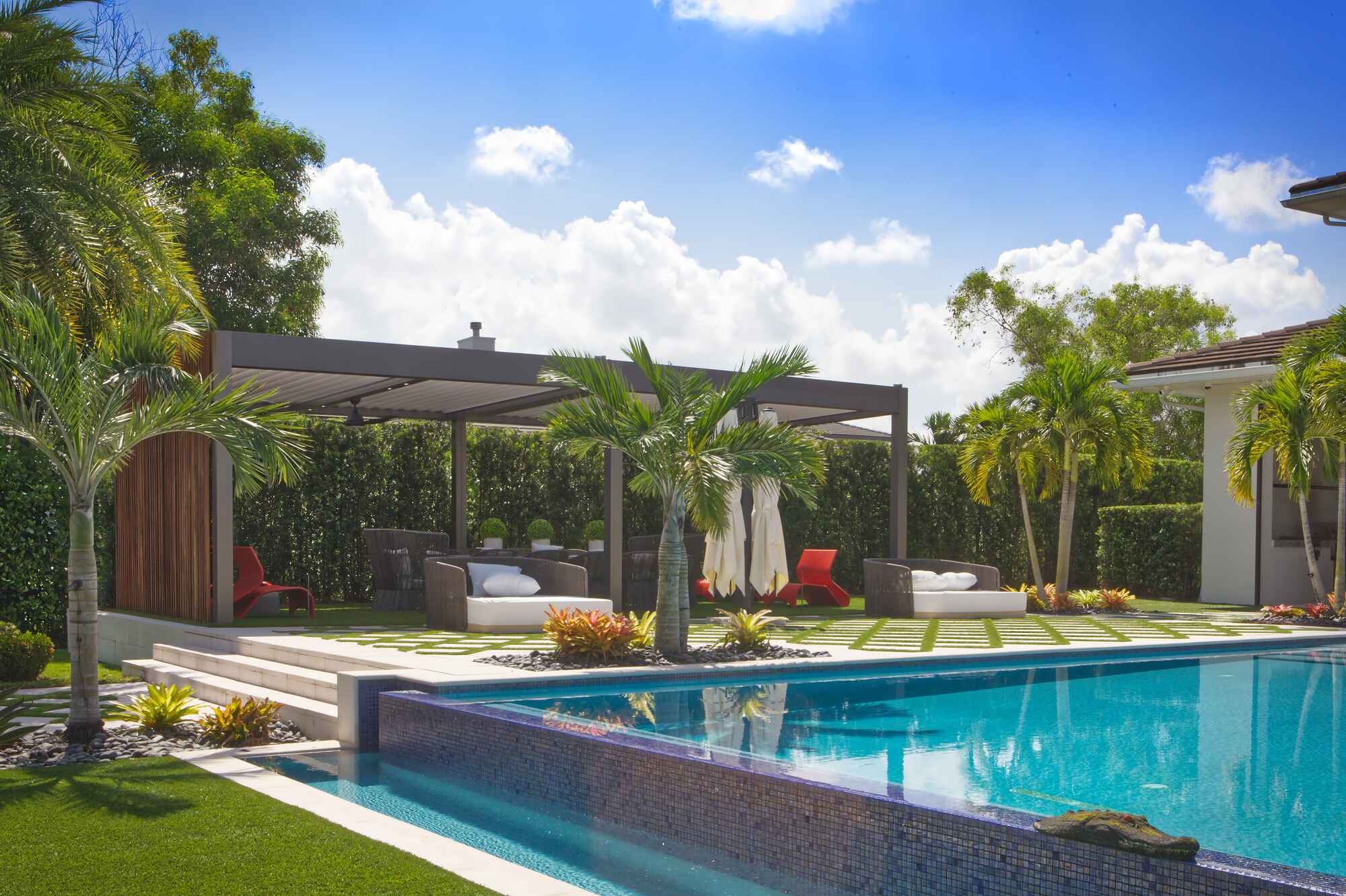 Luxurious Jacksonville Outdoor Oasis with an Infinity Pool and Motorized Pergola 