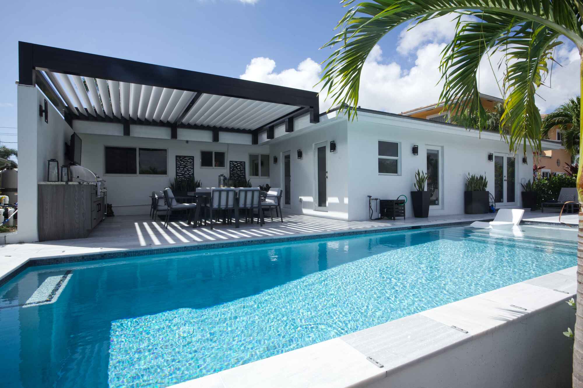 Pompano Beach Motorized Pergola and Swimming Pool