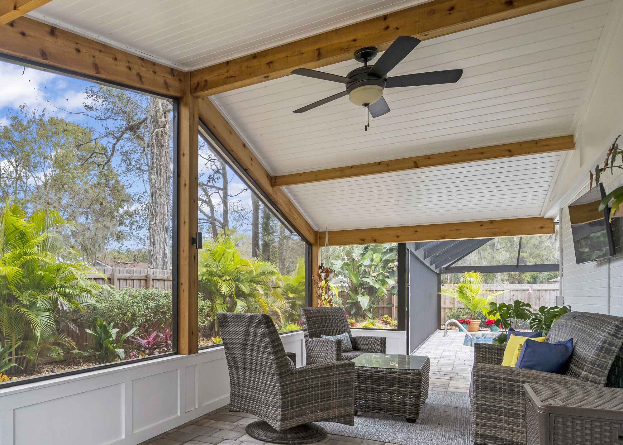 White Tongue and Groove Ceiling with Beams in a Screen Room